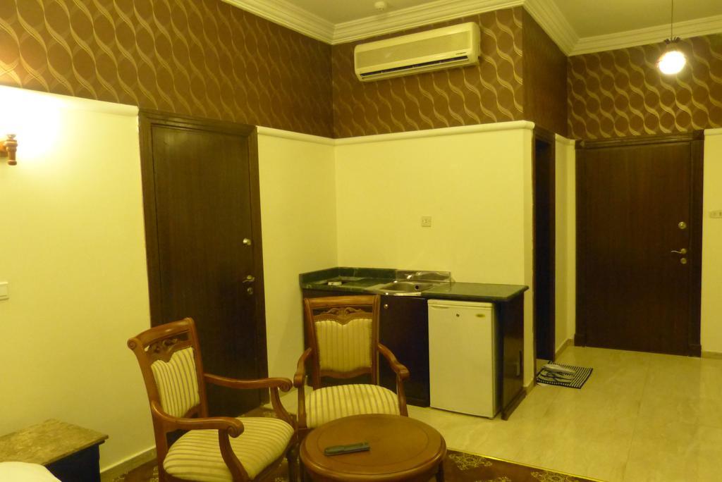 Al Denny Aparthotel Jidda Rom bilde